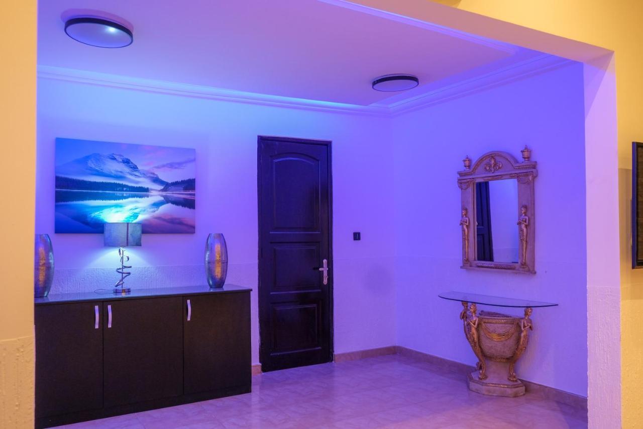 The Cabyn Hotel Adenta Luaran gambar